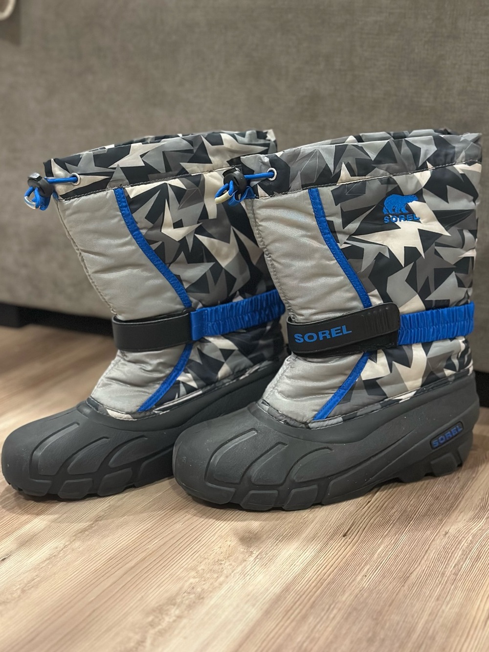 SOREL Flurry Kids Snow Boots Gray Black Blue Size 6 / EU 38